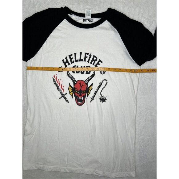 Netflix Stranger Things Hell Fire Club Long Sleeve Shirt Adults Large - Picture 6 of 8